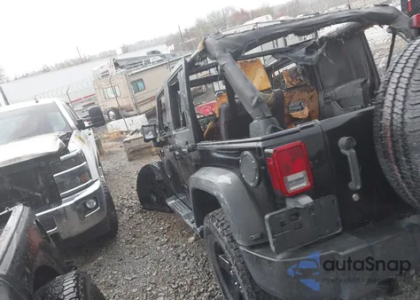 2013 Jeep Wrangler Unlimited Sport из США, поврежденный, VIN 1C4BJWDG2DL511164